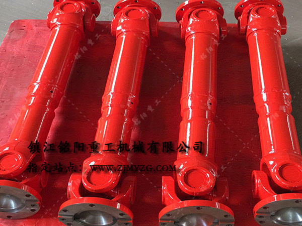 新式整體叉頭式萬向聯(lián)軸器是冶金、軋鋼等機械設(shè)備的優(yōu)選傳動件-萬向聯(lián)軸器